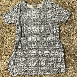 Liz Claiborne tunic Size M